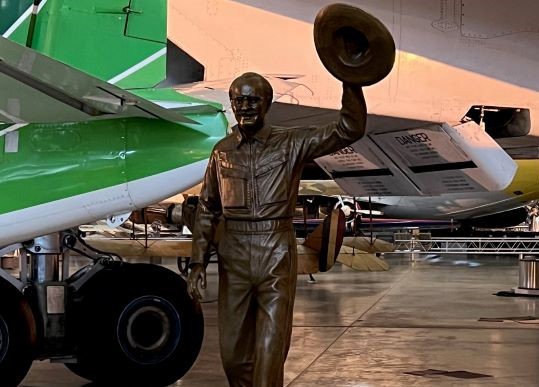 Top Gun Maverick, Tom Cruise, and Bob&nbsp;Hoover